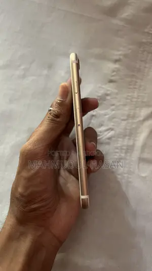 Apple iPhone 7 128 GB Gold