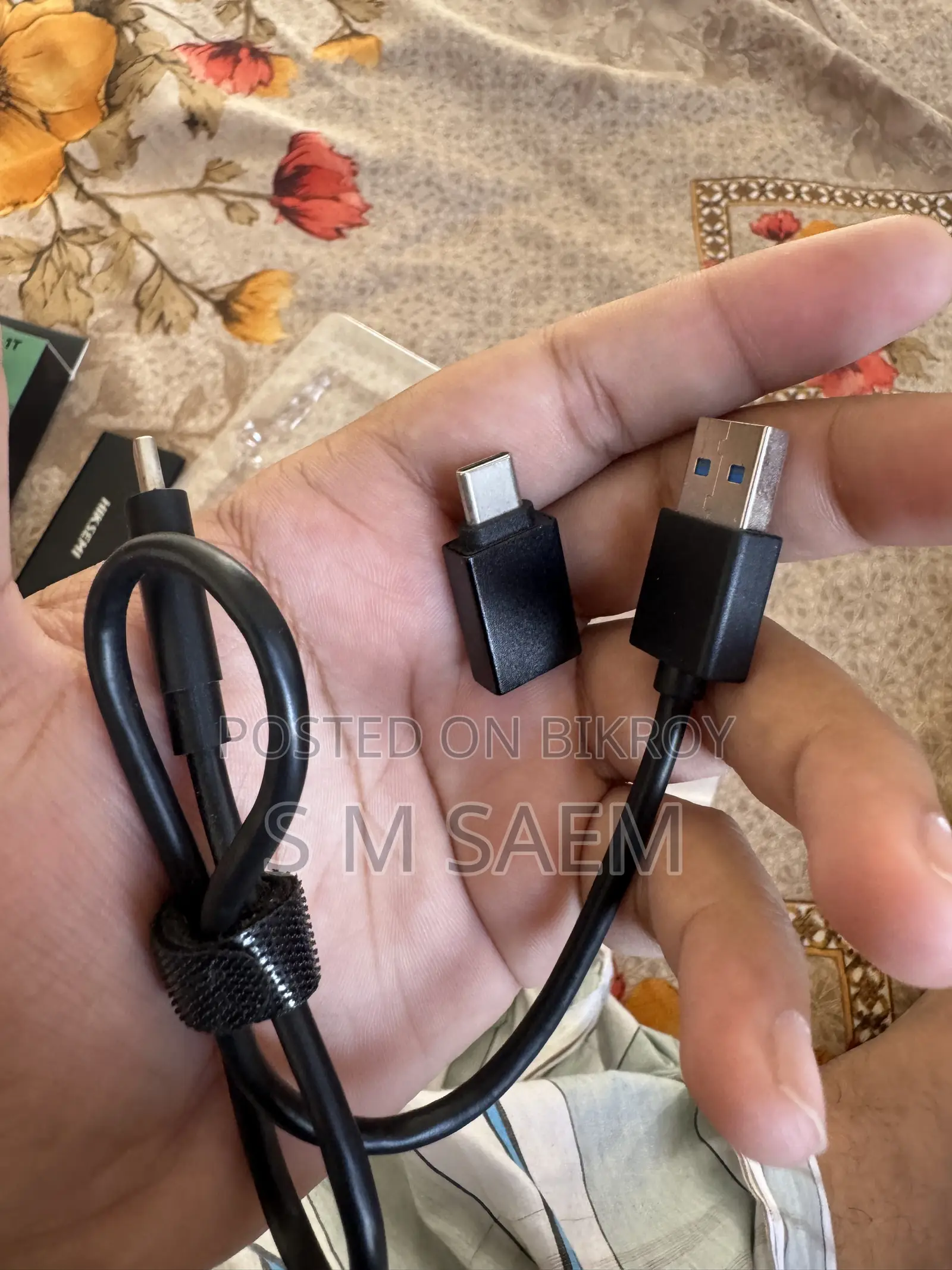 হাইকসেমি ১টিবি পোর্টেবল এসএসডি - বক্স সহ ফ্রেশ কন্ডিশন ৩ বছরের ওয়ারেন্টি