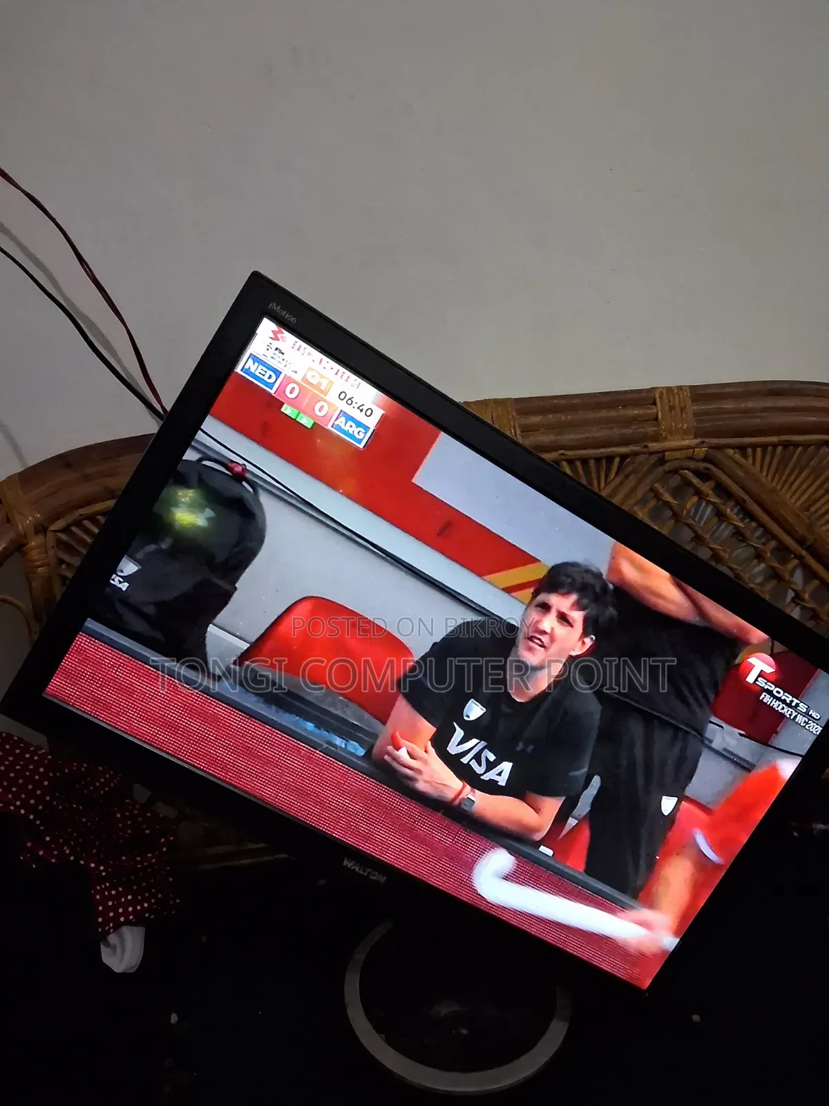 Walton 24" Desktop Monitor + TV