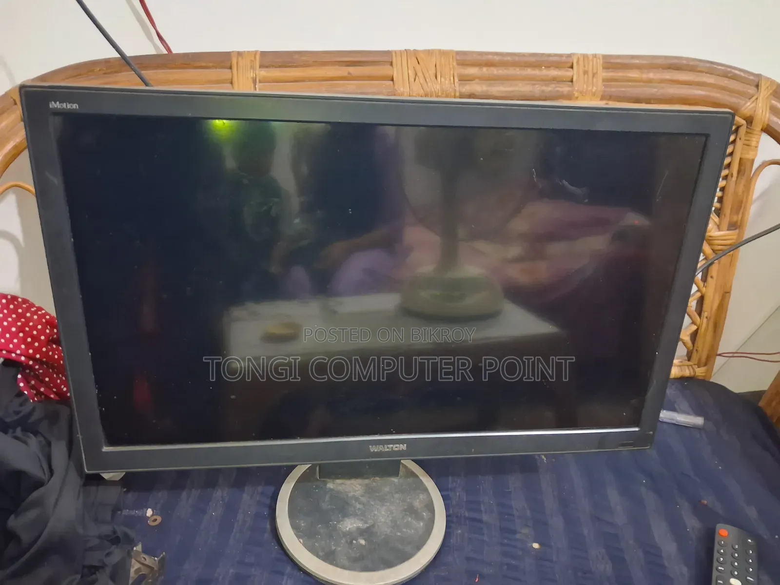 Walton 24" Desktop Monitor + TV
