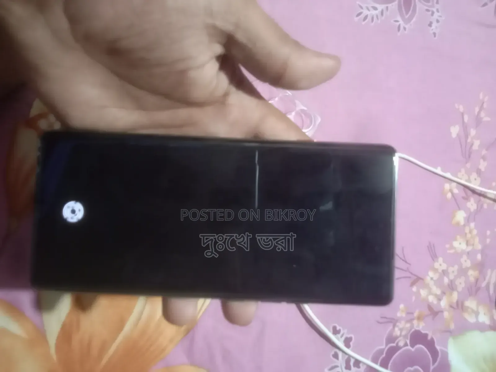 টেকনো ক্যামন ৪০ প্রো ৪জি ২৫৬ জিবি সিলভার