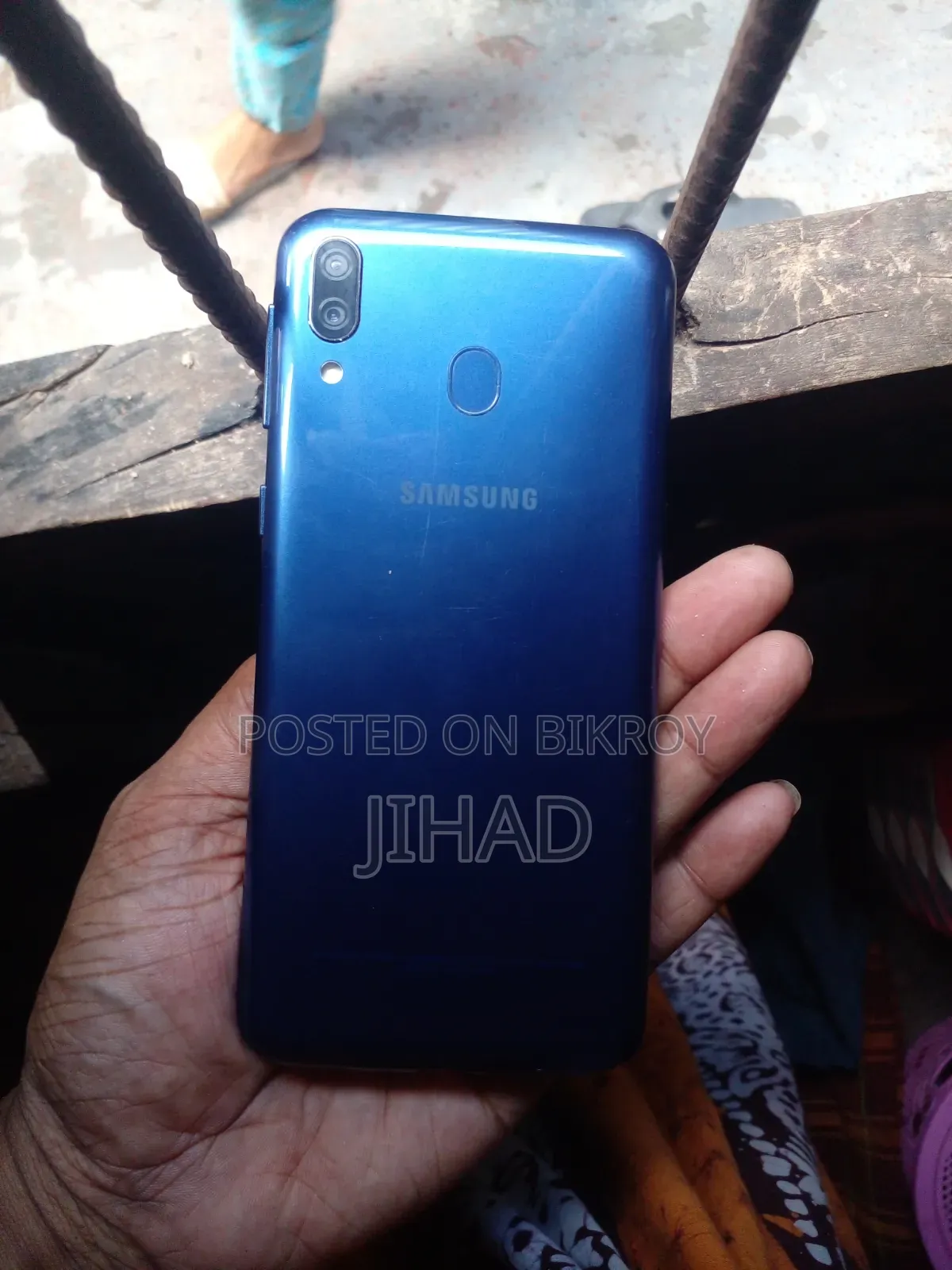 Samsung Galaxy M20 32 GB Blue