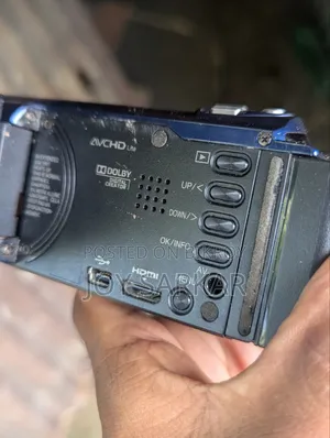 এইচ ডি ভিডিও ক্যামেরা