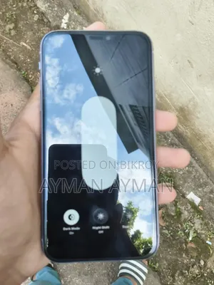New Apple iPhone 11 64 GB Blue