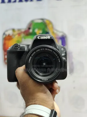 Canon 200d+18-55mm Nano STM Lens