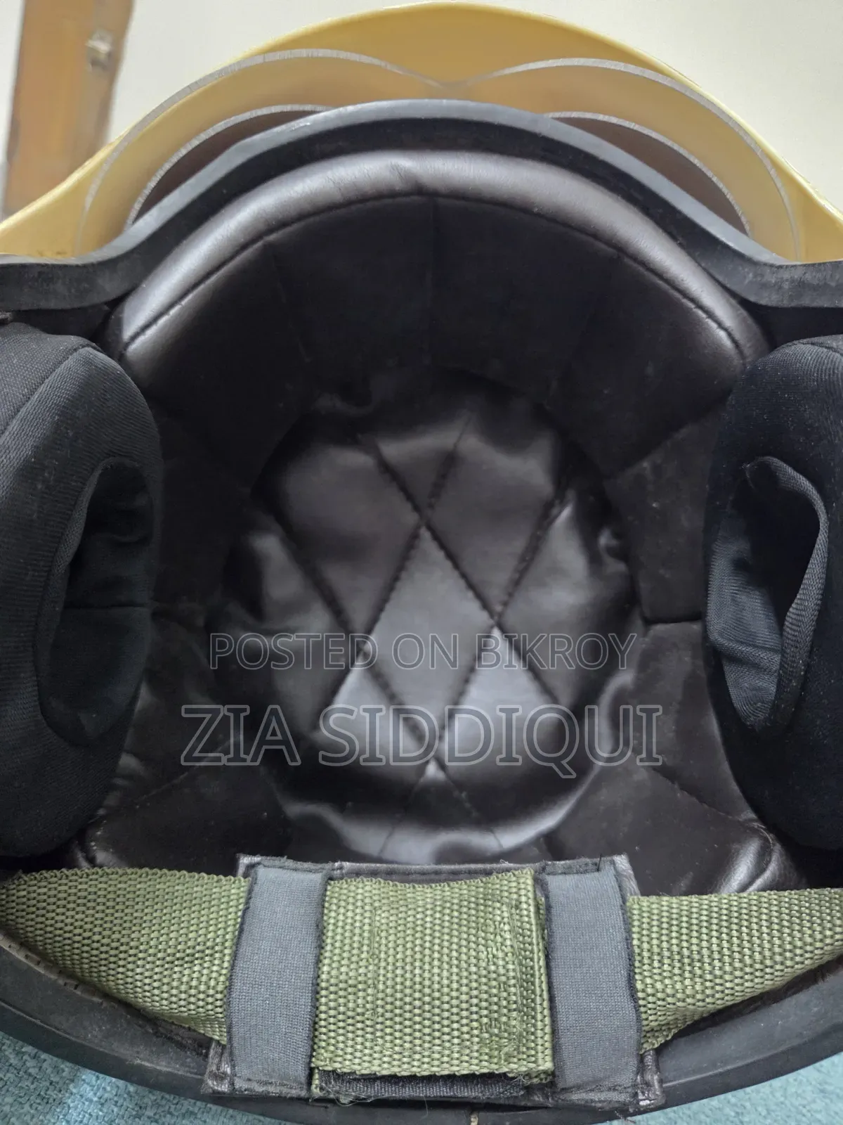 Helmet for a Classic Look