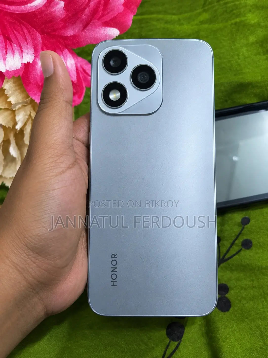 মোবাইল ফোন ২৫৬ জিবি সিলভার