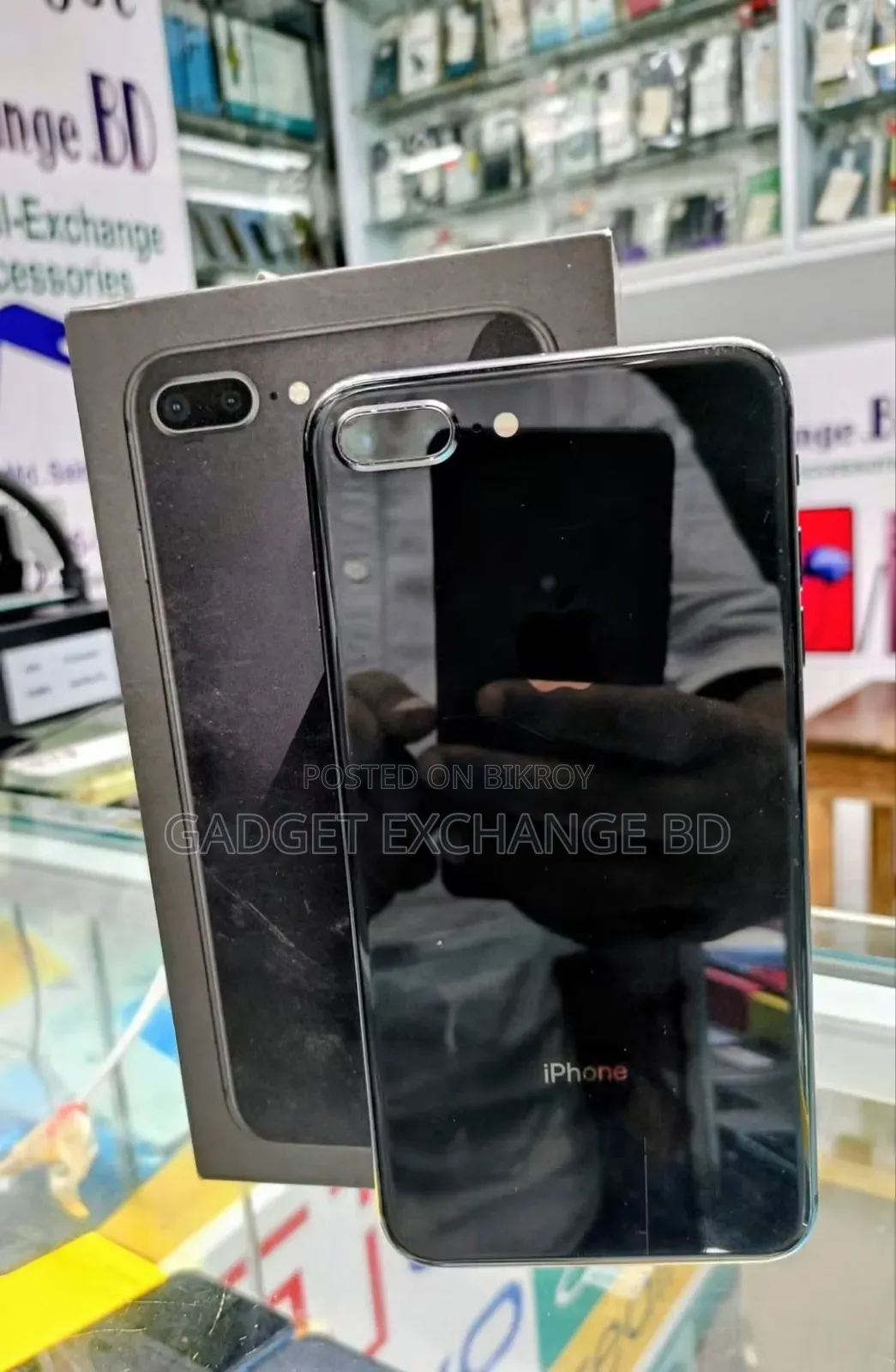 Apple iPhone 8 Plus 64 GB Black