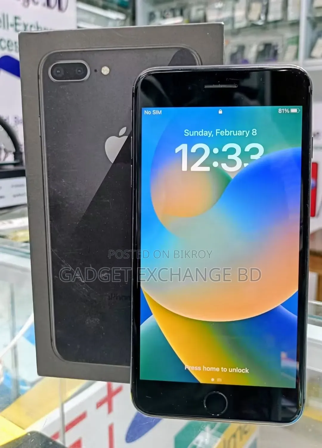 Apple iPhone 8 Plus 64 GB Black