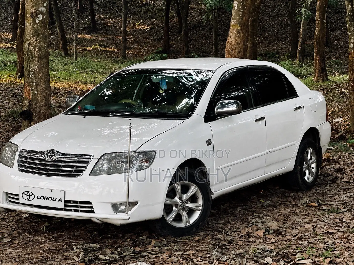 Toyota Corolla Sedan Automatic 2005 White