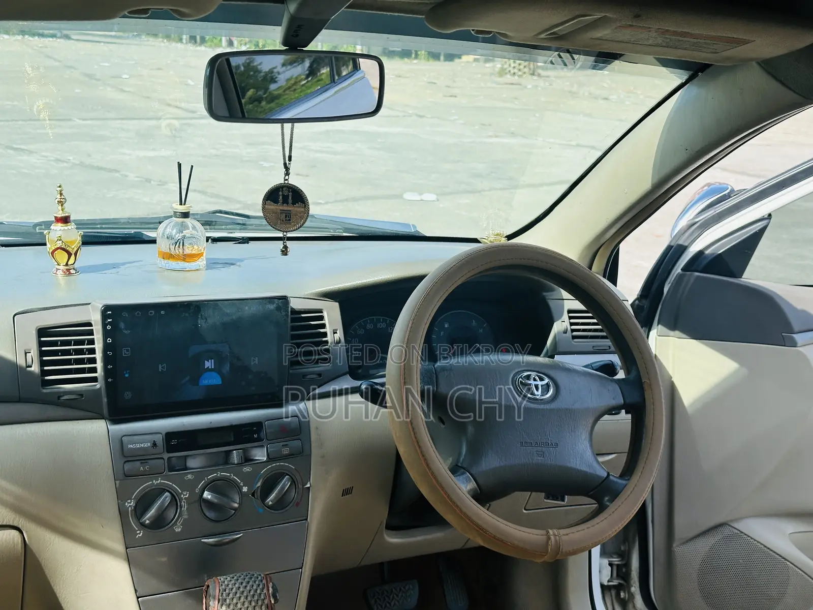 Toyota Corolla Sedan Automatic 2005 White