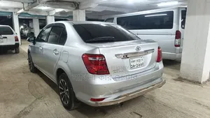 Toyota Axio 2018 Silver