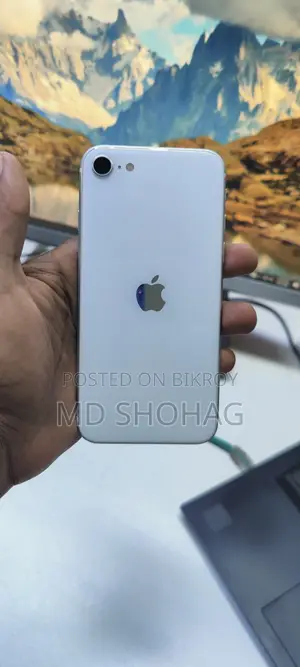 অ্যাপল আইফোন এসই (২০২০) ৬৪ জিবি কমলা