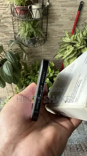 Apple iPhone 15 Plus 128 GB Black