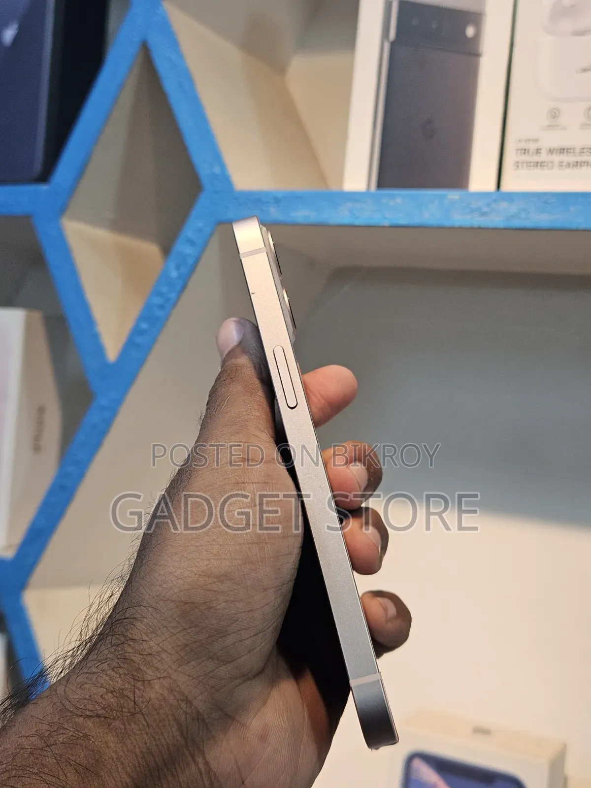 অ্যাপল আইফোন ১৩ ১২৮ জিবি পিংক