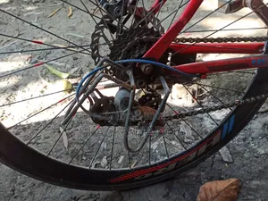 সাইকেল হিরো লিডার্স ৭০০ ডি