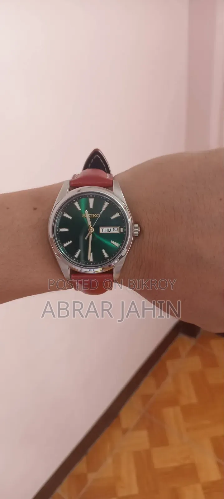 Seiko Essentials Green
Dial.