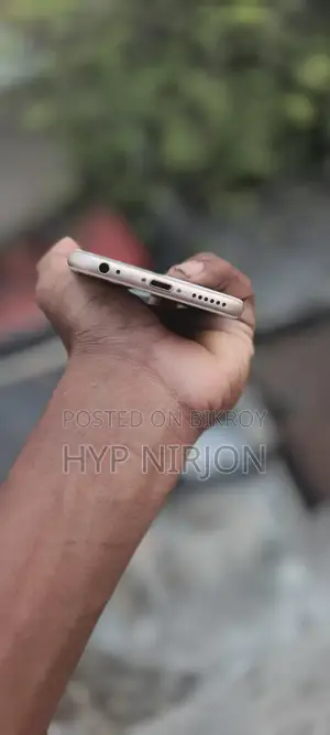 অ্যাপল আইফোন ৬এস ৬৪ জিবি রোজ গোল্ড