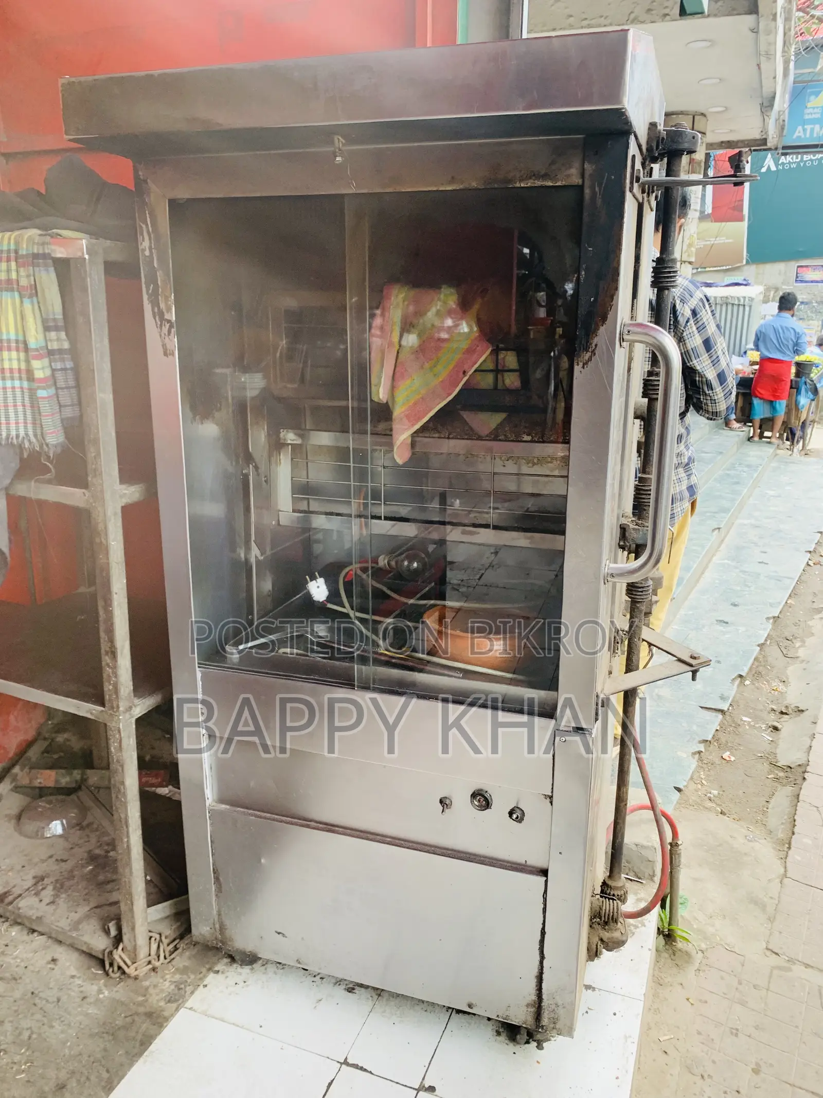 4 Siek Grill Machine