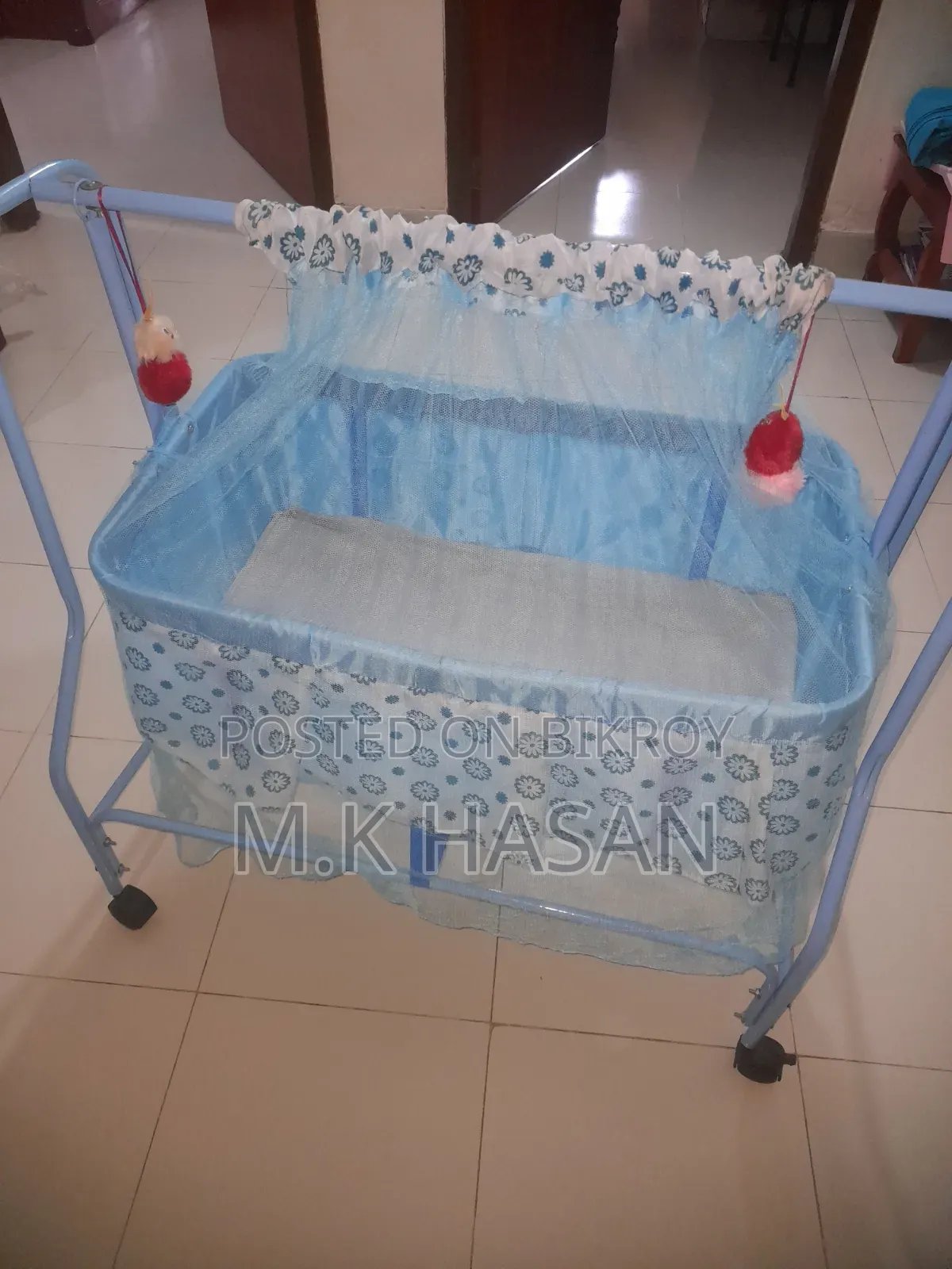 বেবি দোলনা (লোহার বডি)