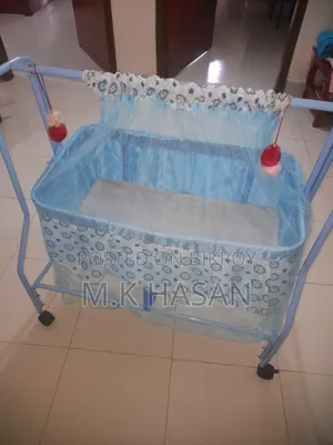 বেবি দোলনা (লোহার বডি)