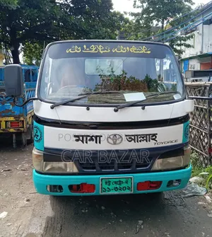 টয়োটা ডাইনা পিকআপ ২০১৪ ৩আরজেড ইঞ্জিন
