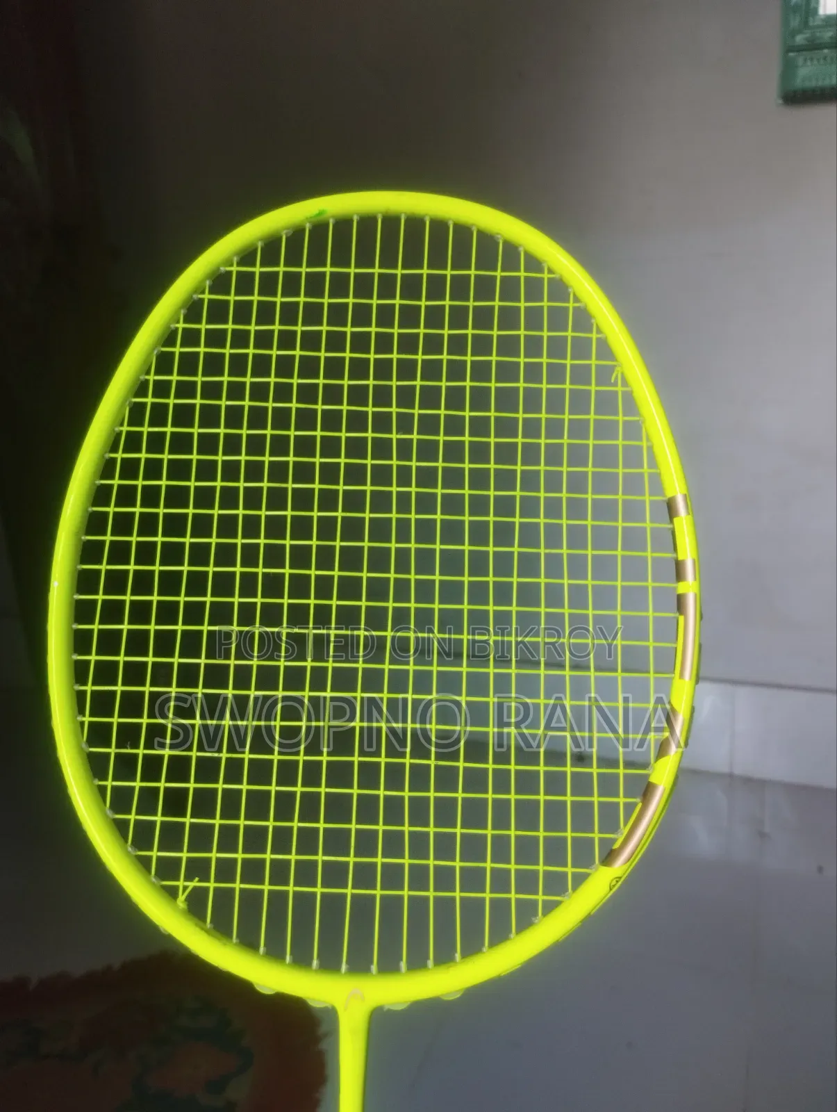 Head badminton racket will be sold urgently.