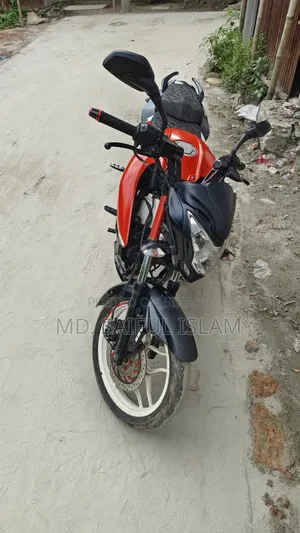 বাজাজ পালসার এনএস ১৬০ ২০২১ লাল