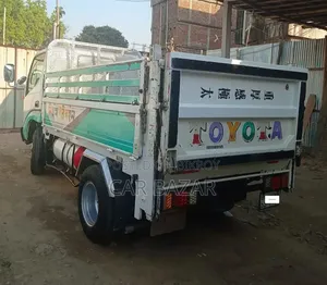 ‌টয়োটা ডায়না পিকআপ ২০০৬ ৩ওয়াই ইঞ্জিন