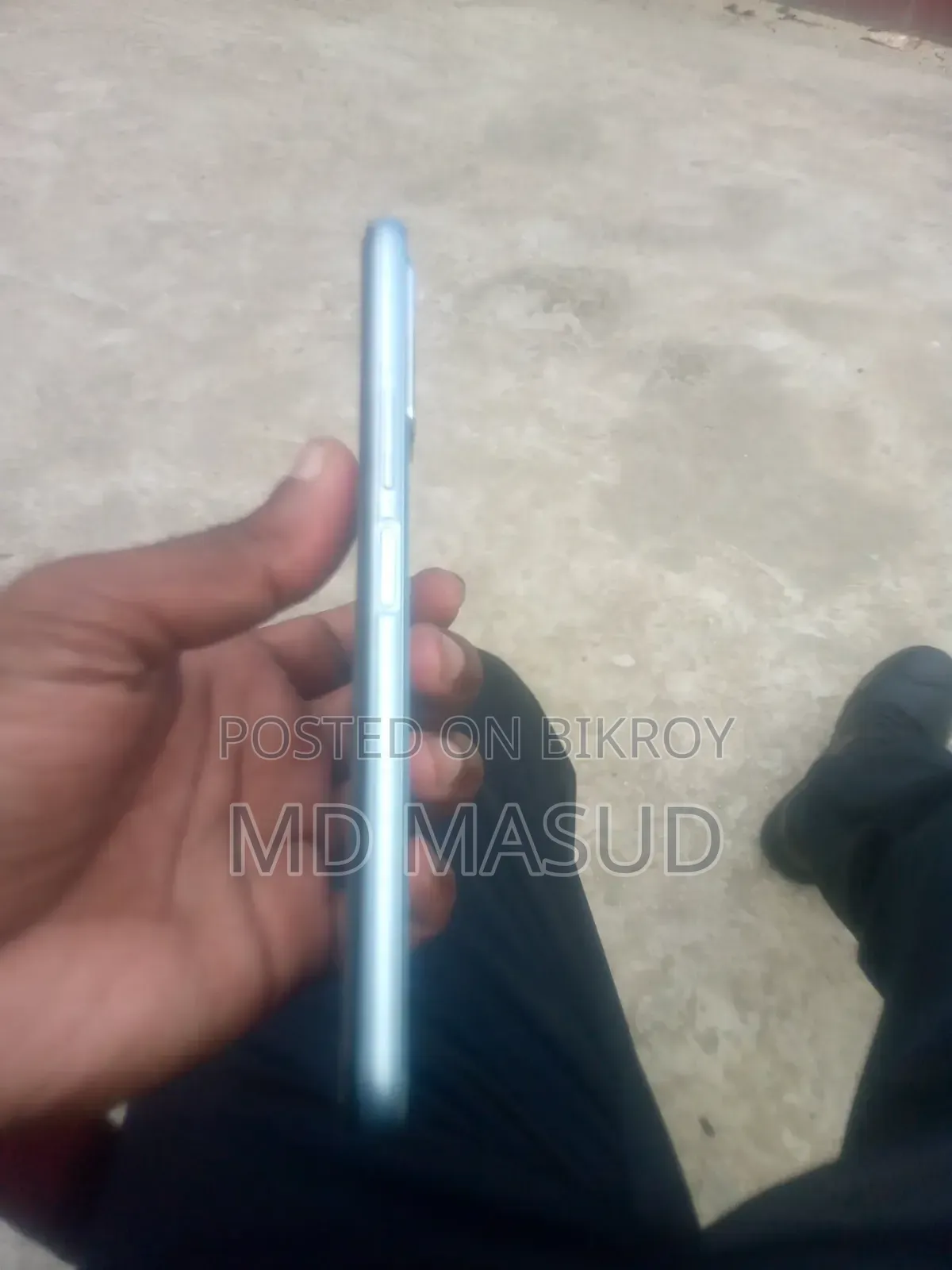 Vivo Y12 32 GB Blue