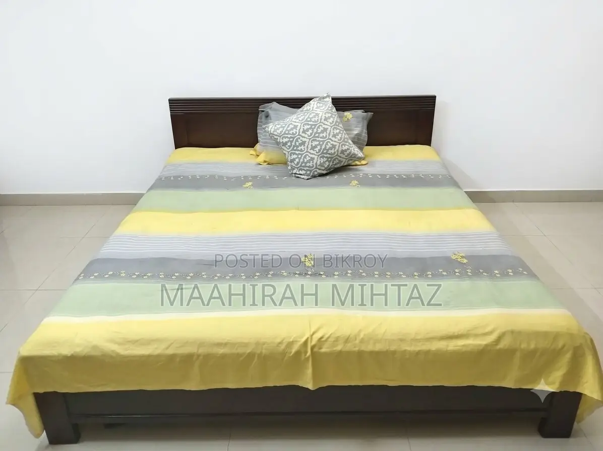 Oakwood Double Bed
