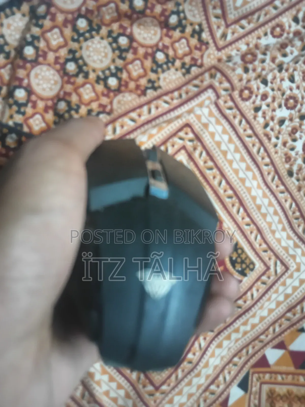 জরুরী বিক্রি হেডফোন এবং গেমিং মাউস একসাথে
