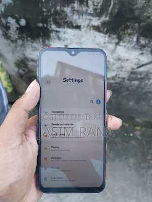 স্যামসাং গ্যালাক্সি এম২০ ৩২ জিবি কালো