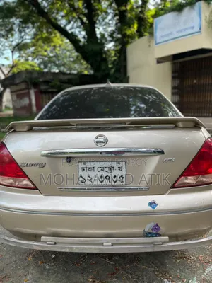 Nissan Sunny 2007 Gold