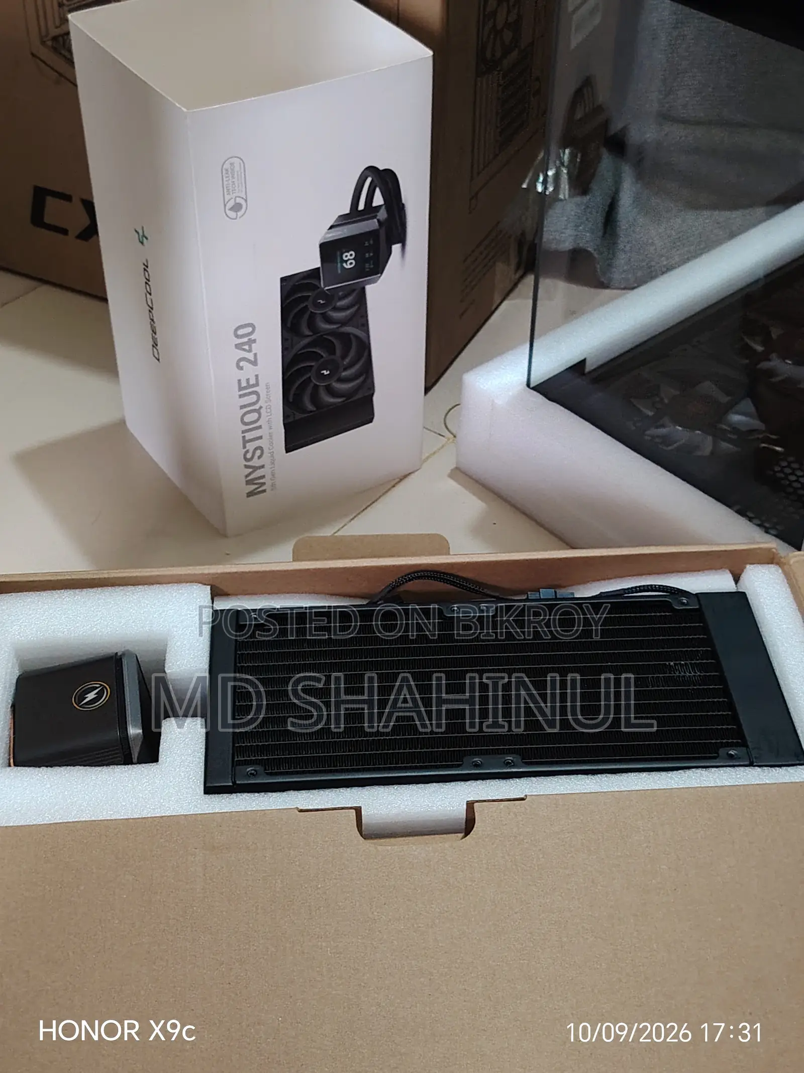 DeepCool MYSTIQUE 240 240mm Liquid CPU Cooler With TFT LCD Screen