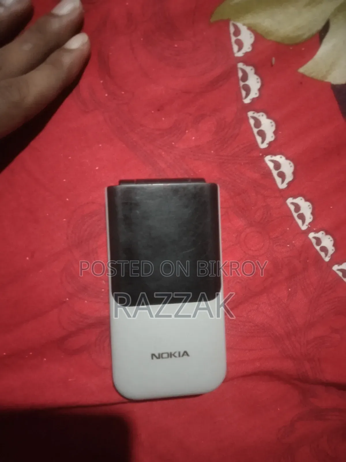 Nokia 2720 Flip 512 Gigabytes Black