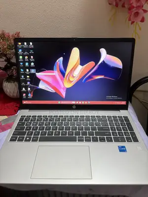 Laptop HP 250 G10 8GB Intel Core I5 SSD 2TB