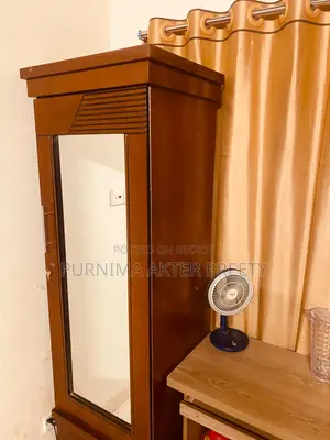 Cabinet Almirah for Sale
