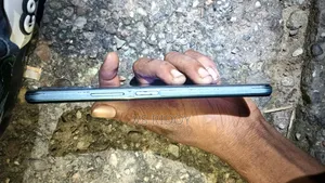 Vivo Y21 64 GB Orange