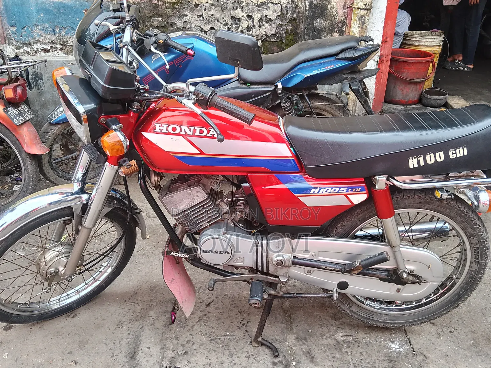 Honda 1993 Red