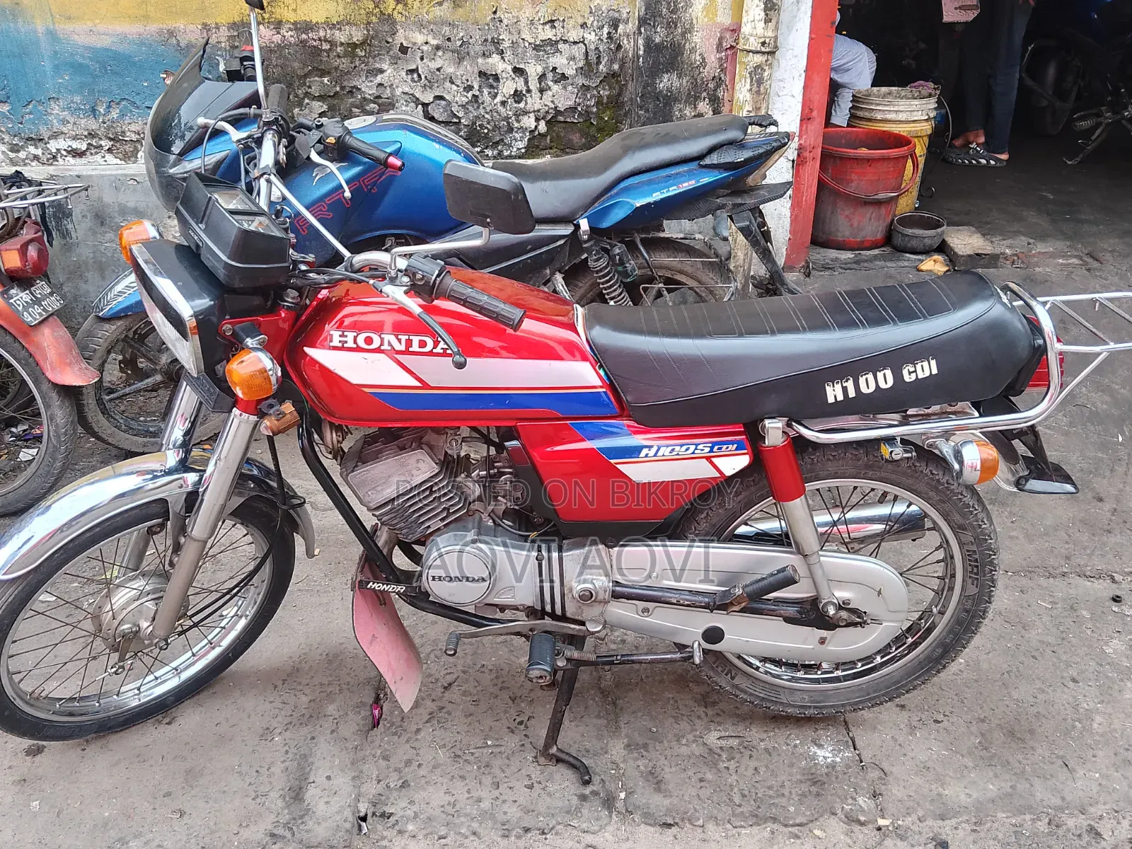 Honda 1993 Red