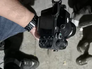 Sony A6700