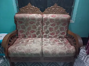 Wooden 5-Seater Sofa Set