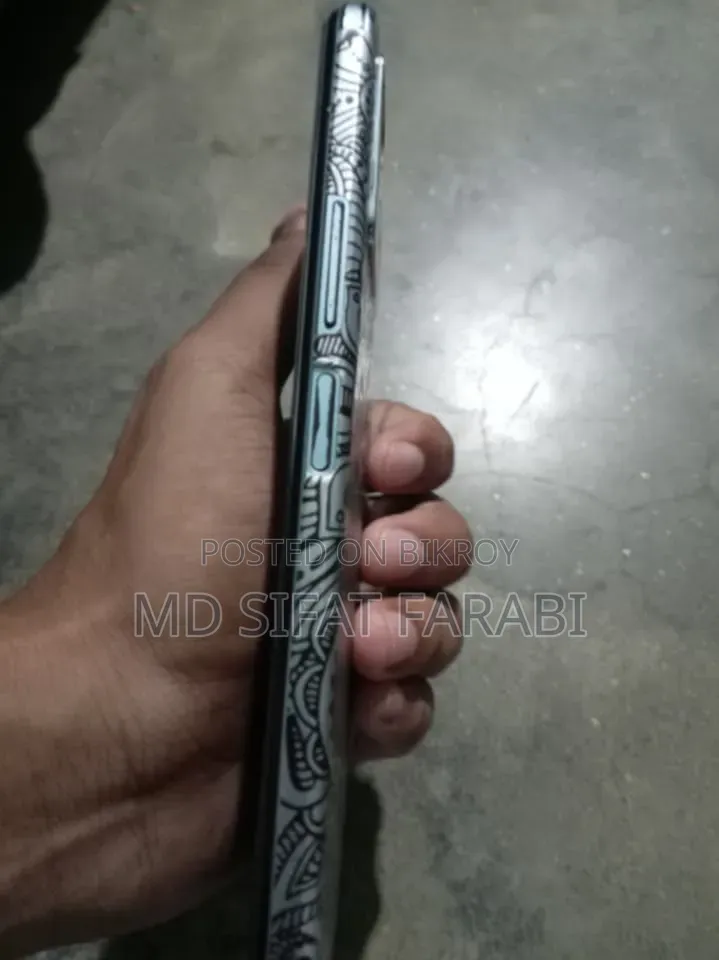 Vivo Y21 64 GB White