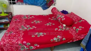 মেহগনি কাঠের চৌকি