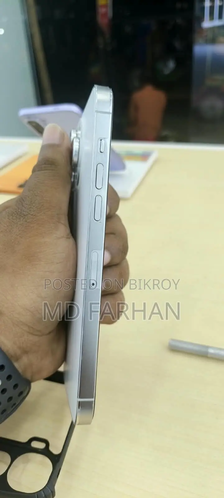 অ্যাপল আইফোন ১৪ প্রো ম্যাক্স ২৫৬ জিবি সাদা