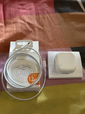 অ্যাপল ২০ওয়াট অ্যাডাপ্টার