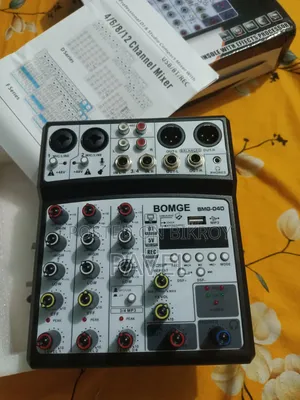 BOMGE BMG-04D 4-Channel Audio Mixer and Mixing Console
