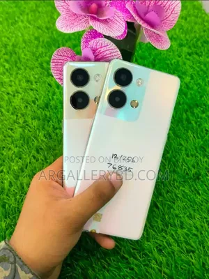 Oppo Reno9 256 GB Gold
