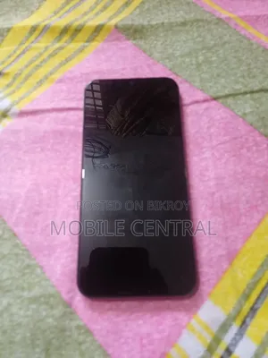 Realme C100i 128 GB Silver